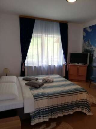 Дома для отпуска Casa Jasmin Бран Дом для отпуска-48